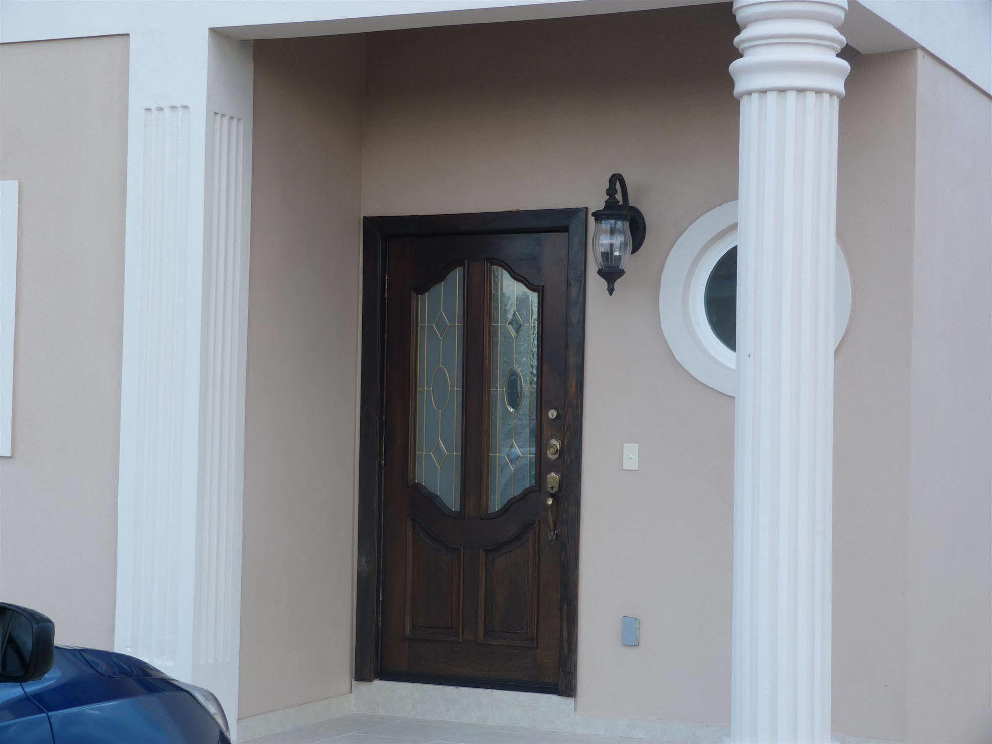 Taste Of Paradise Coral Harbour Exterior foto