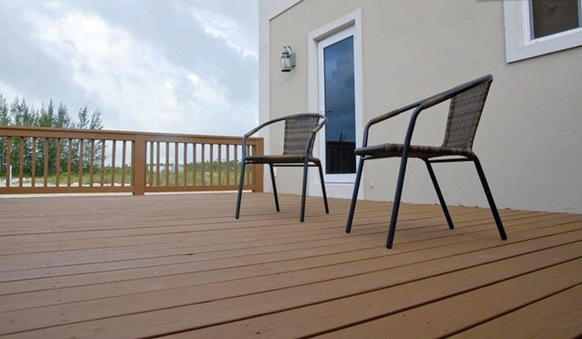 Taste Of Paradise Coral Harbour Exterior foto